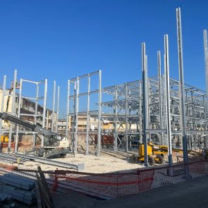 montaggio strutture metalliche carpenteria metallica in costruzione